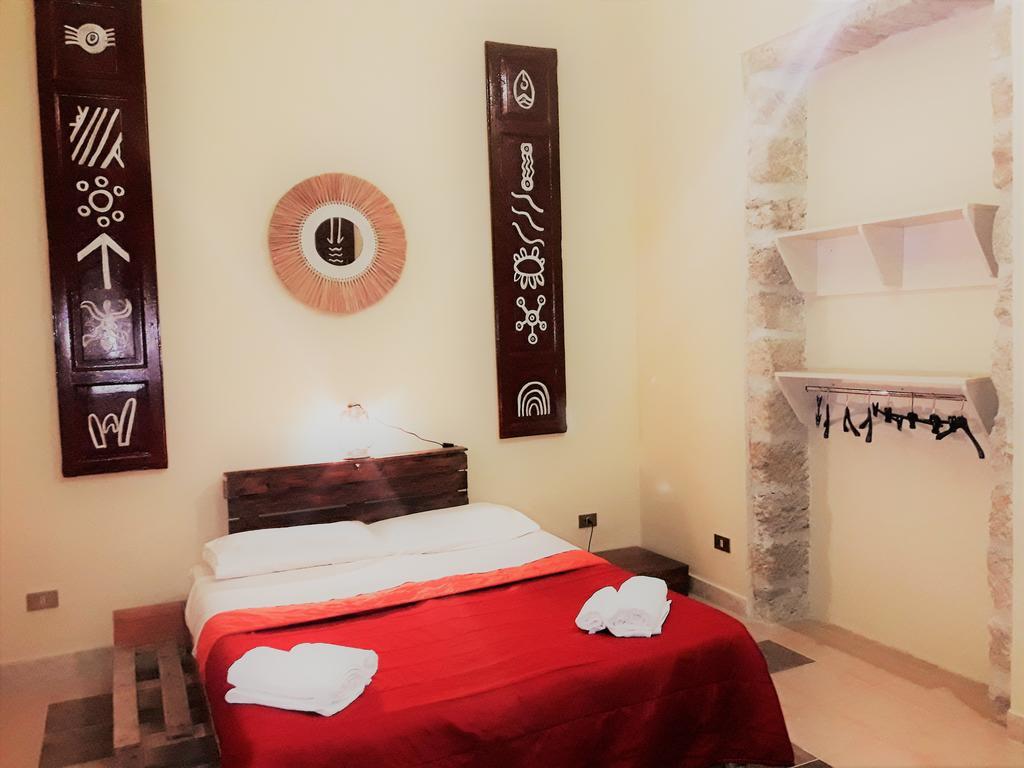 People B&B Palermo Oda fotoğraf